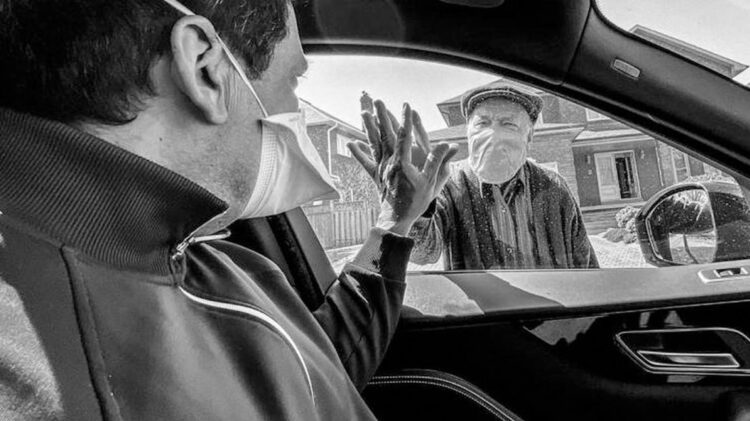 Canadá: Exposição de lusodescendente retrata impacto da pandemia Covid 11 Canadá: Exposição de lusodescendente retrata impacto da pandemia Covid