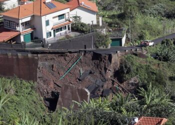 Estrada municipal abateu na Madeira