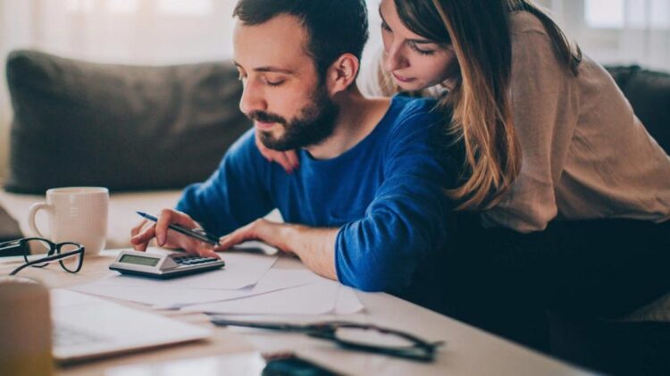 Famílias portuguesas com despesas acima da média da UE em 2019 11 Famílias portuguesas com despesas acima da média da UE em 2019