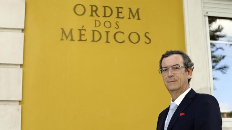 Para o vírus “não existe Natal nem Ano Novo”, alerta Ordem dos Médicos