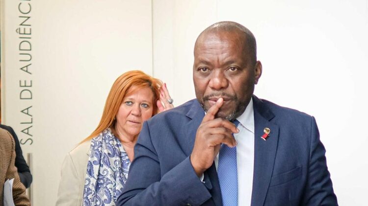 Angola: Presidente do Tribunal Supremo acusado de nepotismo 11 Presidente do Tribunal Supremo Angola