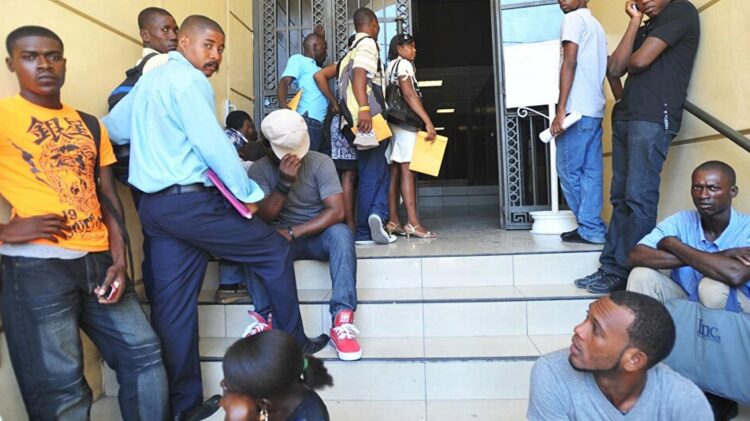 Segurança Social lucrou 2,4 milhões de euros, por dia, com imigrantes 11 imigrantes