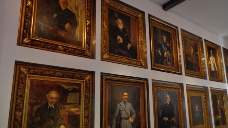 A Galeria de perfis Oficiais dos Presidentes da República em retratos a óleo 11 Presidentes da República em retratos a óleo