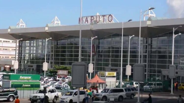 aeroporto maputo moçambique