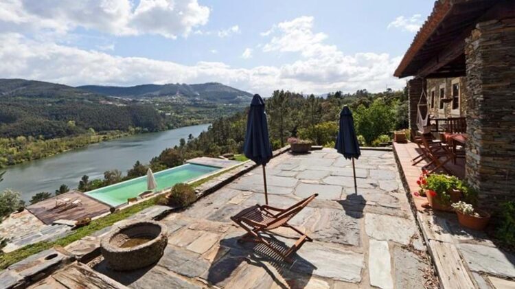 Nos dez alojamentos mais desejados na Europa, na Airbnb, o primeiro é em Portugal