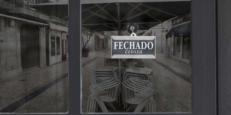 Covid-19: Parlamento autoriza renovação do estado de emergência até 01 de março e Costa avisa que nível de confinamento será mantido durante o mês de março 11 covid 19 estado de emergência