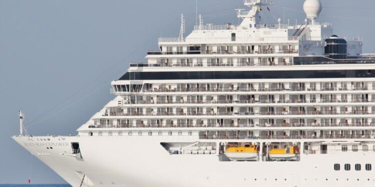 Companhias de cruzeiros apostam em Portugal 11 Companhias de cruzeiros apostam em Portugal