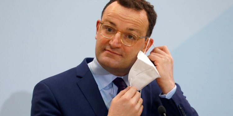 Alemanha: Jens Spahn, ministro da Saúde diz que o país está na terceira vaga da pandemia. Confinamento pode ser prolongado 11 Jens Spahn