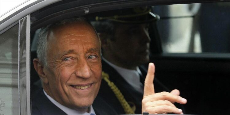 Marcelo na tomada de posse como PR. "Sou o mesmo de há cinco anos" 11 Marcelo