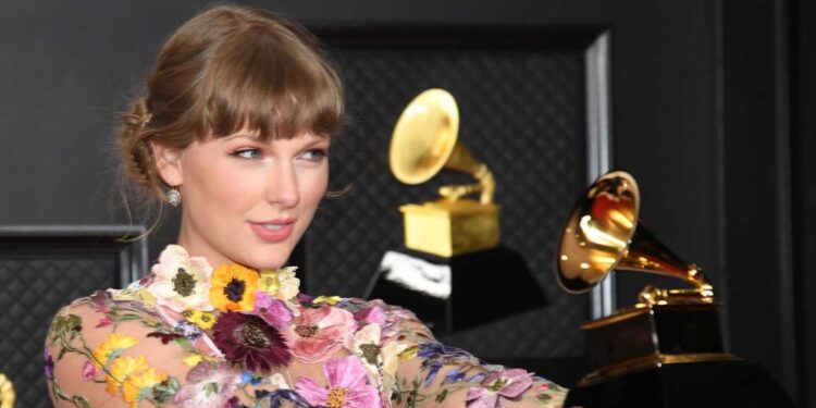 Mulheres dominam Grammy com Beyoncé e Taylor Swift a fazerem história 11 Taylor Swift