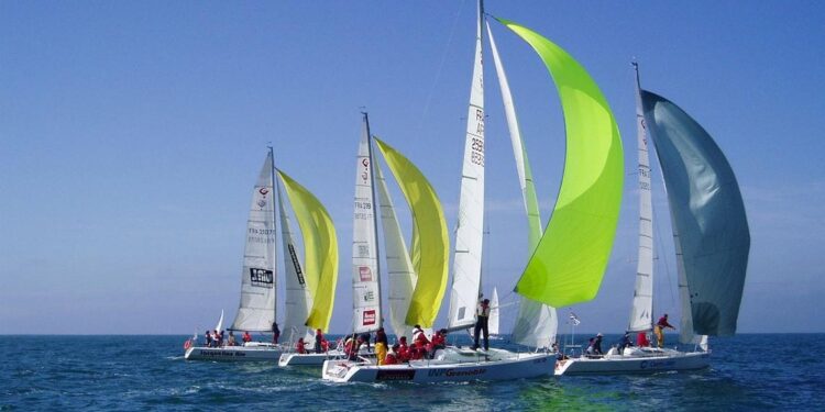 Da Fórmula 1 à Vela. Eventos desportivos marcam a reabertura do Algarve ao turismo 11 competições internacionais de Vela