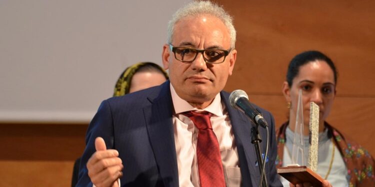 Moçambique. Webinar sobre Programa Nacional de Apoio ao Investimento da Diáspora e Programa Regressar 11 Webinar sobre Programa Nacional de Apoio ao Investimento da Diáspora e Programa Regressar