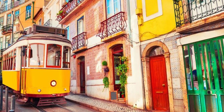 Lisboa escolhida entre mais de 150 cidades de todo o mundo, como um dos 21 locais do futuro 11 Lisboa