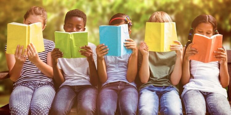 A importância da leitura na infância junto das comunidades de língua portuguesa 11 leitura na infância