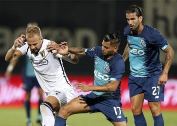 FC Porto vence Famalicão