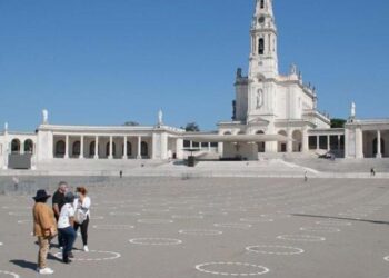 celebrações da peregrinação de maio a Fátima
