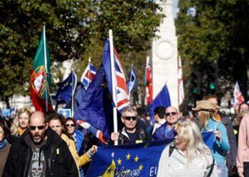 Reino Unido. Milhares de emigrantes sem residência