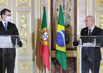 Brasil quer aumentar relação económica com Portugal e reativa reuniões regulares