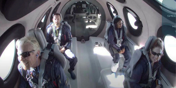 Richard Branson foi ao espaço: "Bem-vindos ao despontar de uma nova era" 13 Richard Branson foi ao espaço: "Bem-vindos ao despontar de uma nova era"