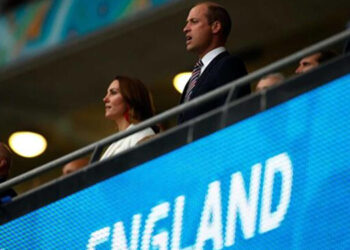 Príncipe William "enojado" com insultos racistas a jogadores da seleção inglesa