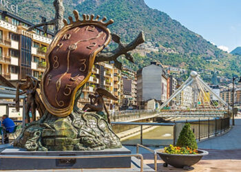 Entrada de portugueses em Andorra atinge mínimo em 2020