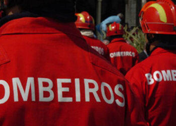 Dois bombeiros portugueses continuam no Afeganistão a trabalhar