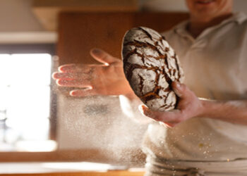 Padeiro português renasceu ao reencontrar filhas que estavam impedidas de regressar