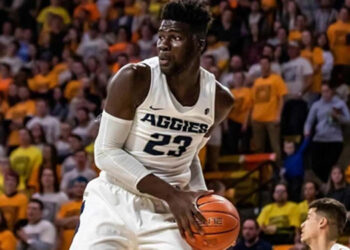 Neemias Queta é o primeiro jogador português a jogar na NBA