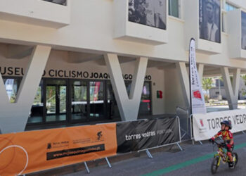 Volta a Portugal: Caravana homenageou Joaquim Agostinho na inauguração do ‘seu’ museu