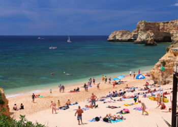 Descubra qual a melhor praia para o seu destino de verão
