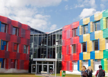 Luxemburgo. Cursos complementares de português em todas as escolas primárias de Differdange