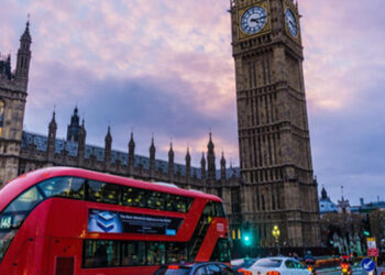 Reino Unido. Portugueses encorajados a pedir residência no Reino Unido mesmo fora do prazo