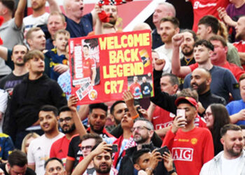 Adeptos rendidos à "lenda" Ronaldo na estreia vitoriosa no "lugar mágico"