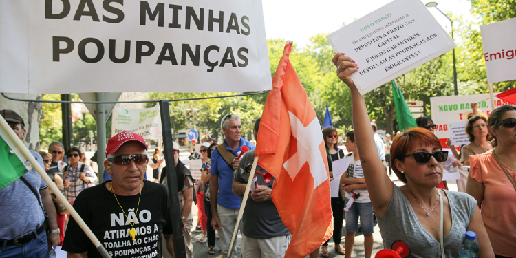 Investidores lamentam ter sido excluídos de grupo de trabalho de lesados do BES e do Banif 11 Investidores lamentam ter sido excluídos de grupo de trabalho de lesados do BES e do Banif