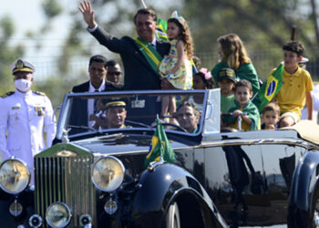 Brasil. Oposição apela a "impeachment" de Bolsonaro após discursos considerados inconstitucionais em protestos