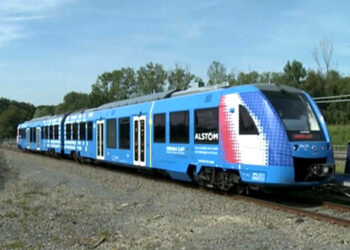 O primeiro comboio do mundo movido a hidrogénio foi testado em França.