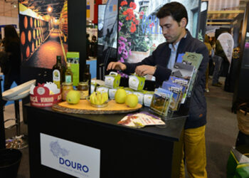 Conferência Mundial de Enoturismo é palco privilegiado para divulgação da Rota dos Vinhos e do Enoturismo