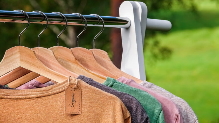 Portugueses dispostos a pagar mais por moda ética e sustentável 11 Portugueses dispostos a pagar mais por moda ética e sustentável