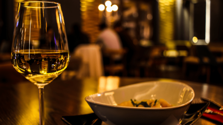 AHRESP reforça "urgência de chegarem às empresas os apoios já aprovados"