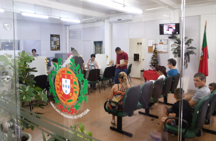 Centro de Atendimento Consular recebeu meio milhão de contactos de emigrantes 11 Centro de Atendimento Consular recebeu meio milhão de contactos de emigrantes
