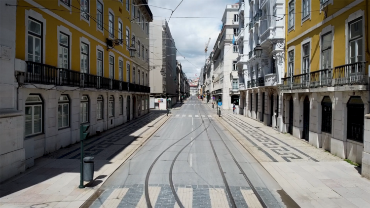 Marcelo afasta hipótese de novo confinamento porque situação "não tem comparação" com a de há um ano 11 Marcelo afasta hipótese de novo confinamento porque situação "não tem comparação" com a de há um ano