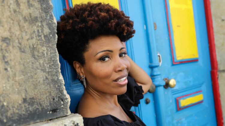 Volta ao mundo da cantora Lura passa pelo palco do Coliseu de Lisboa 11 Volta ao mundo da cantora Lura passa pelo palco do Coliseu de Lisboa