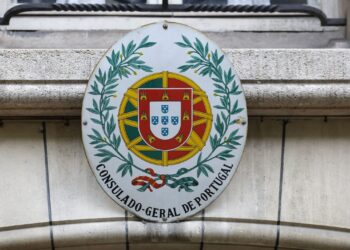 Consulado de Portugal em Londres abre concurso para contratação de assistente técnico