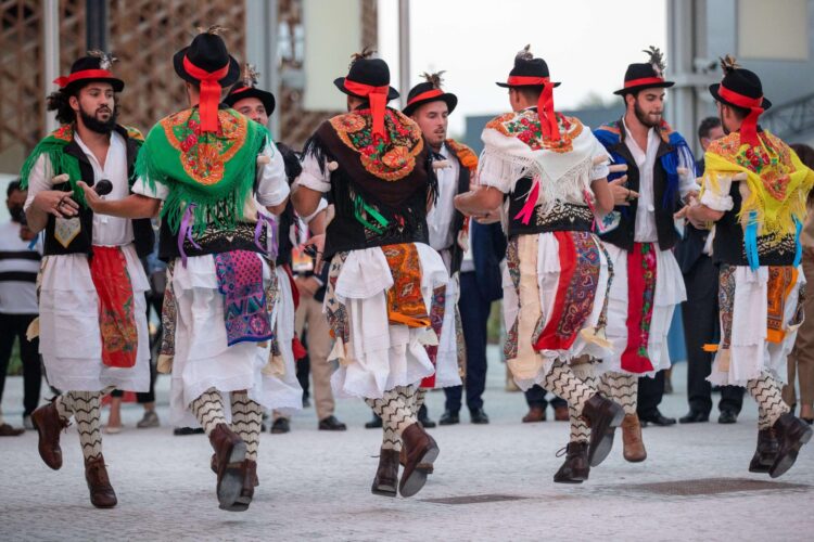 Nunca existiu candidatura dos Pauliteiros de Miranda a património da UNESCO, diz autarca 11 Nunca existiu candidatura dos Pauliteiros de Miranda a património da UNESCO, diz autarca