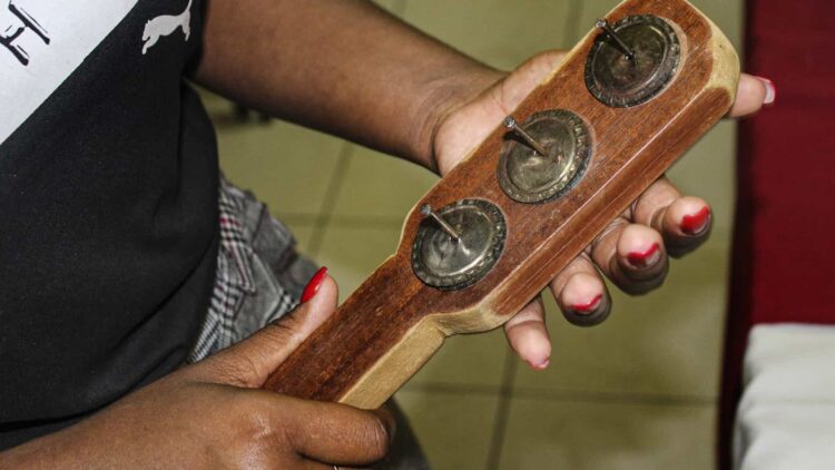 Cabo Verde. Tradição cabo-verdiana de tocar o “recordai” e desejar bom ano ganha novos adeptos 11 Cabo Verde. Tradição cabo-verdiana de tocar o “recordai” e desejar bom ano ganha novos adeptos