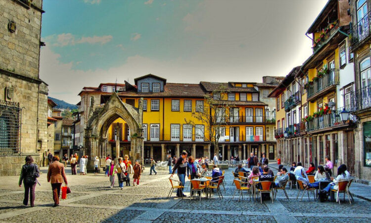 Turismo. Guimarães recebe congresso para relançar futuro do setor no país 11 Turismo. Guimarães recebe congresso para relançar futuro do setor no país
