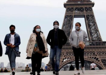 Eleições. Comunidade portuguesa em França queixa-se de falta de campanha e representatividade