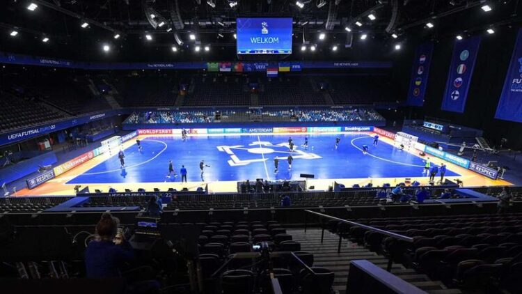 Europeu Futsal. Portugal estreia-se com vitória frente à Sérvia 11 Europeu Futsal. Portugal estreia-se com vitória frente à Sérvia
