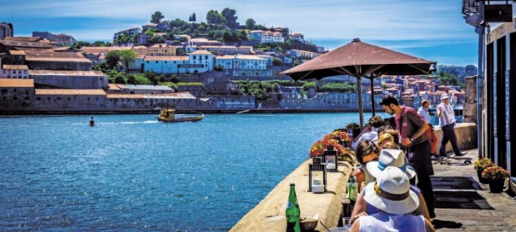 Governo autoriza 10 milhões para promover Portugal como destino turístico 11 Governo autoriza 10 milhões para promover Portugal como destino turístico