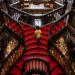 Livraria Lello festeja 116 anos com traduções de "Os Lusíadas" e "Mensagem" em árabe 21 Porto 30 / 07 / 2020 - Livraria idealiza ilha dos livros.( Igor Martins / Global Imagens )